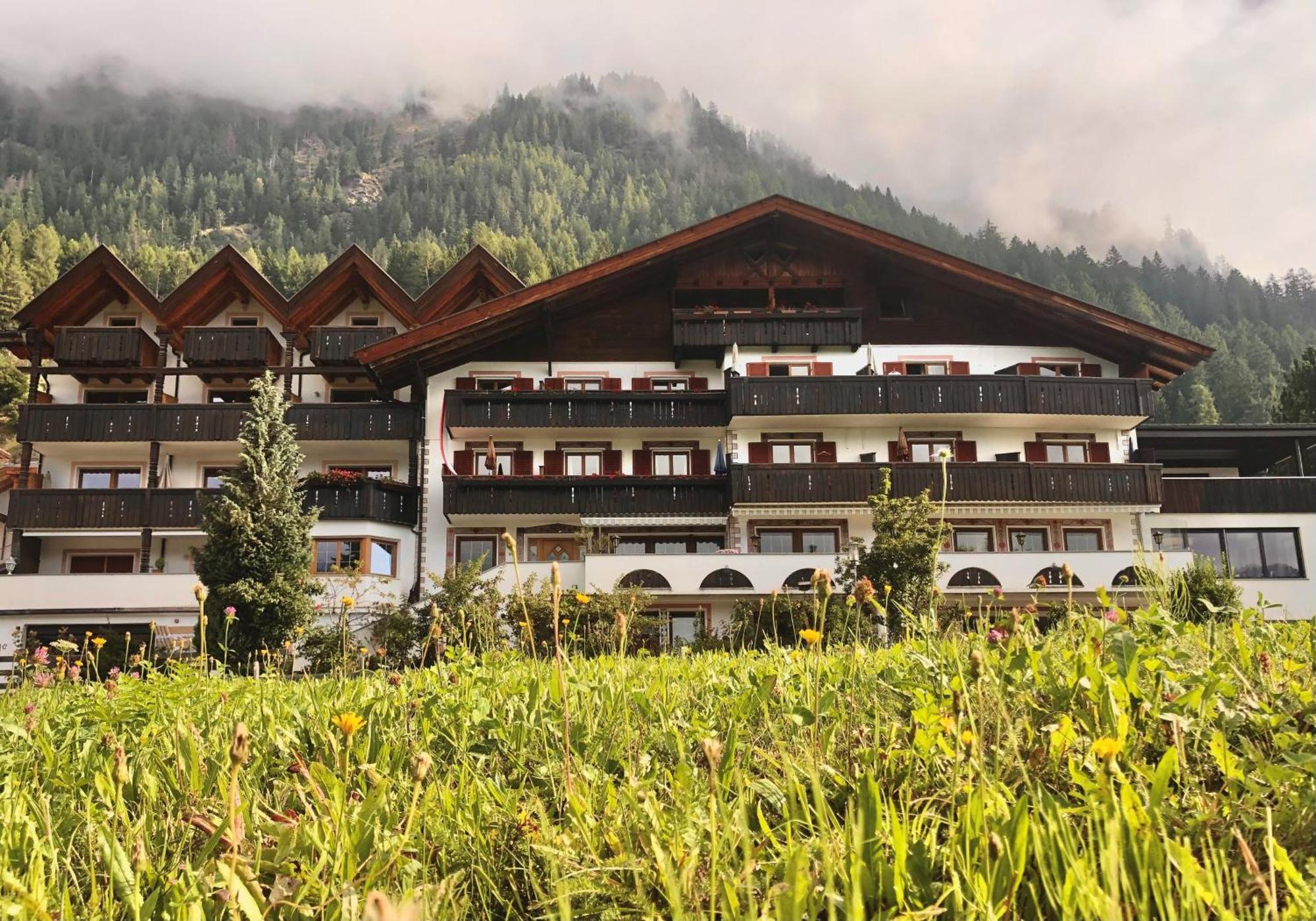 Hotel Alpenland Moso Esterno foto