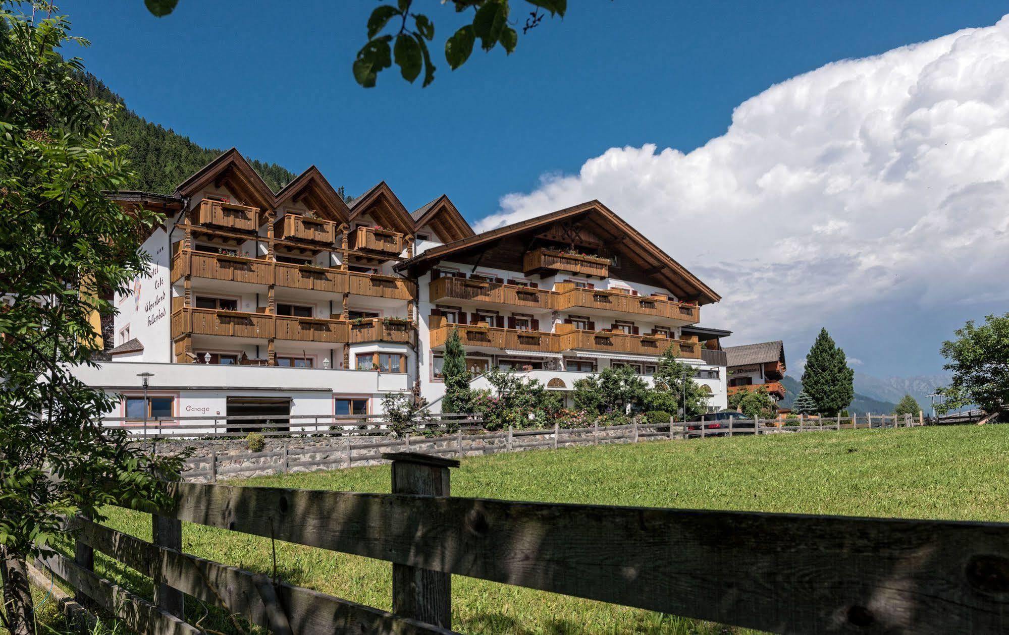 Hotel Alpenland Moso Esterno foto